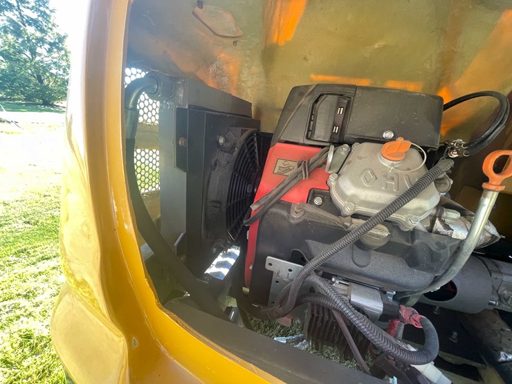 #412-•-2025-agt-industrial-mini-excavator-(cedar-grove,-wi)-image-24