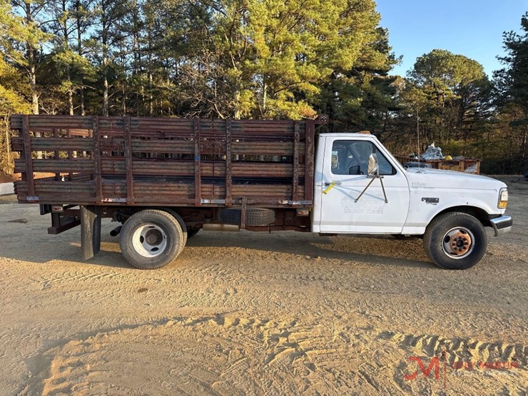 1996-ford-f350-xl-image-2