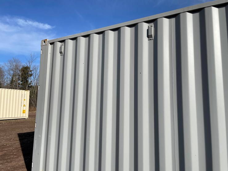 #112-•-20'-standard-height-shipping-container-(marenisco,-mi)-image-9