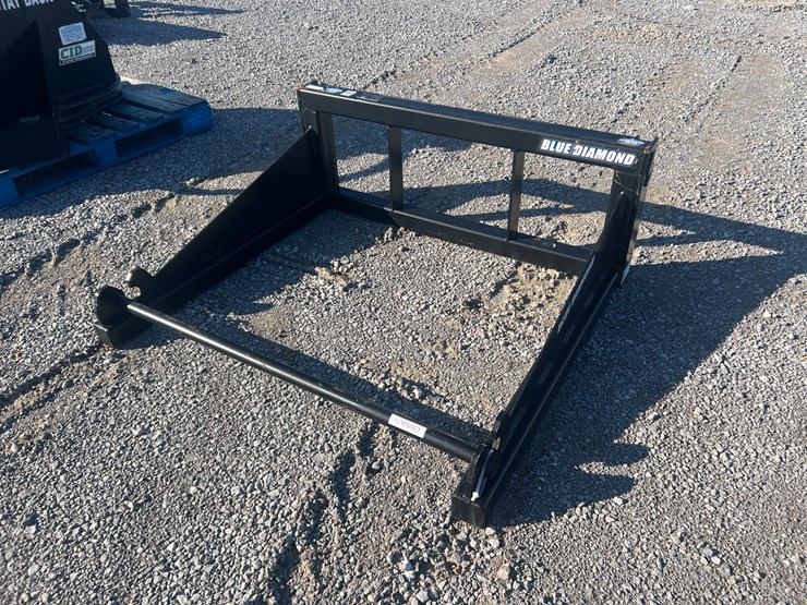 #29791-•-blue-diamond-sod-roller-image-1