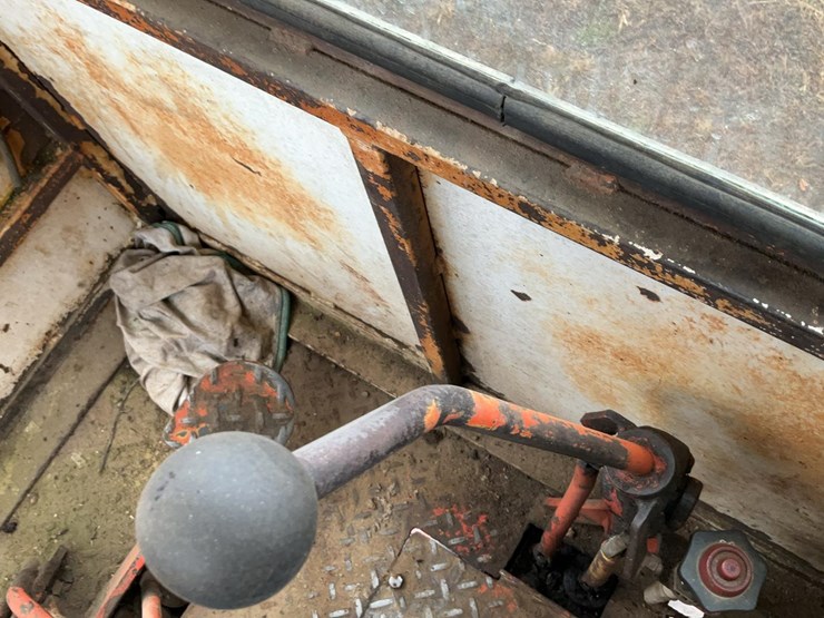 1986-john-deere-6414-image-30