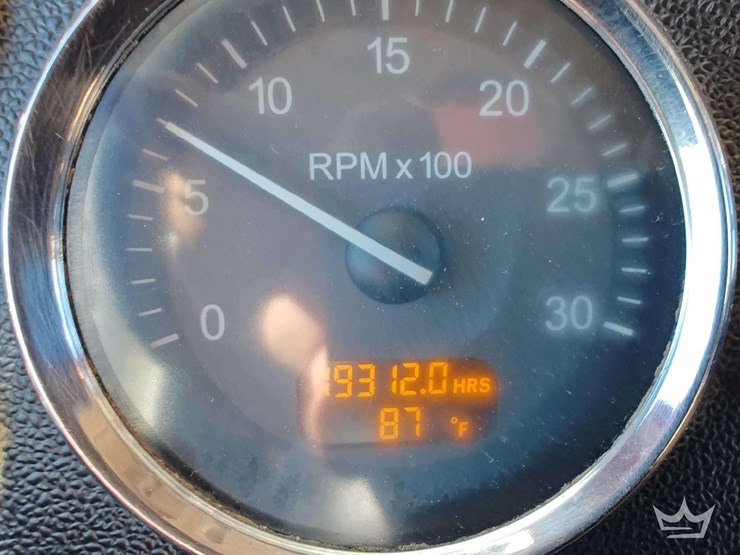 2014-peterbilt-388-image-50