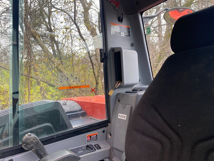 2023-kubota-kx080-4-image-8