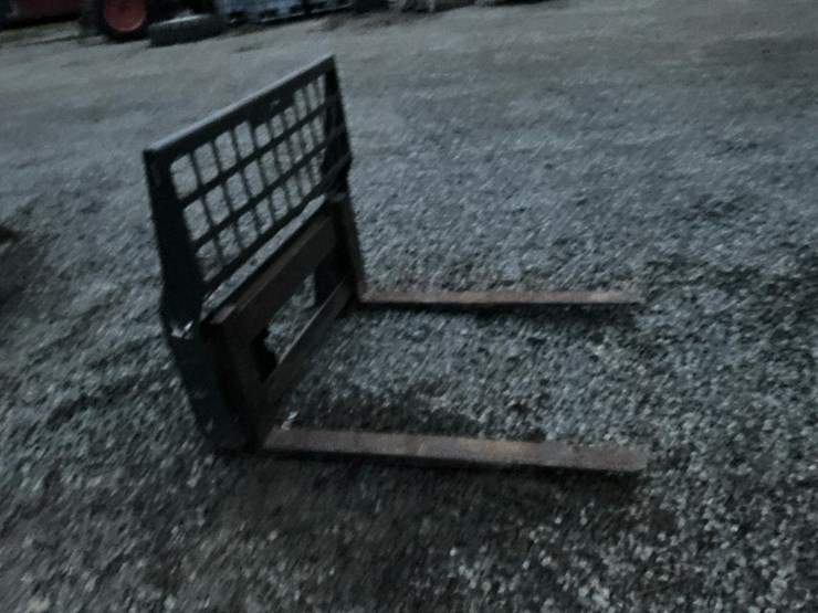 2018-bobcat-t740-image-45