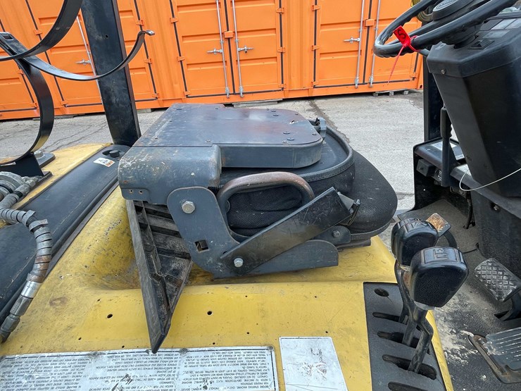 #1396-•-forklift-(o3)-image-7