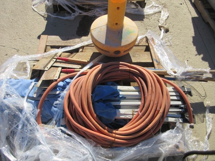 lot-of-misc-items,-image-3