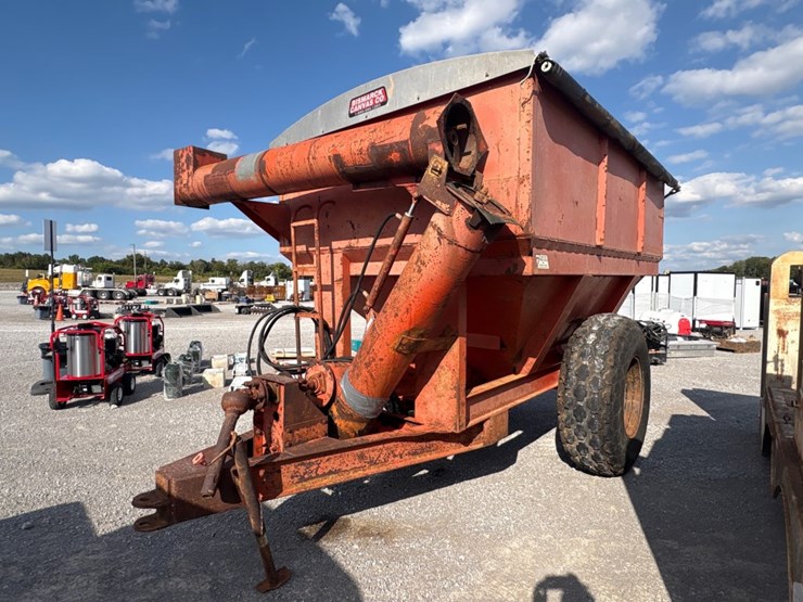 #29717-•-united-farm-tools-grain-wagon-image-1