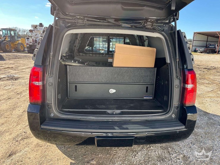 2016-chevrolet-tahoe-image-20