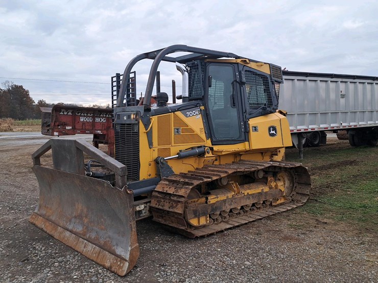 2016-deere-700k-image-1