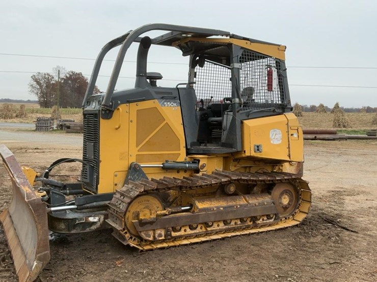2016-deere-550k-xlt-image-1