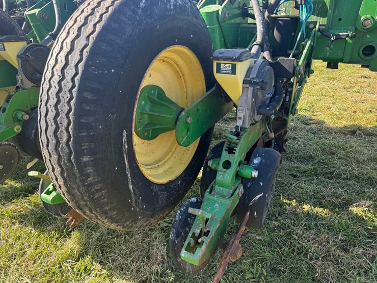 john-deere-1770nt-image-33