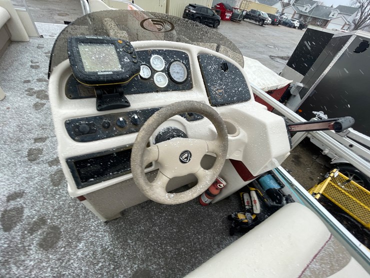 #1398-•-2002-24'-fisher-liberty-240-(has-wi-registration)-(of)-image-35