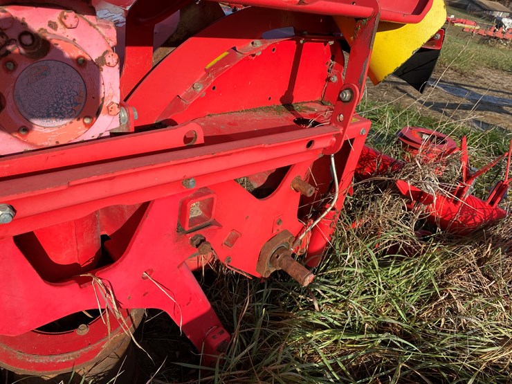 #8000-•-(2)-pottinger-triple-mowers-(colfax,-wi)-image-40