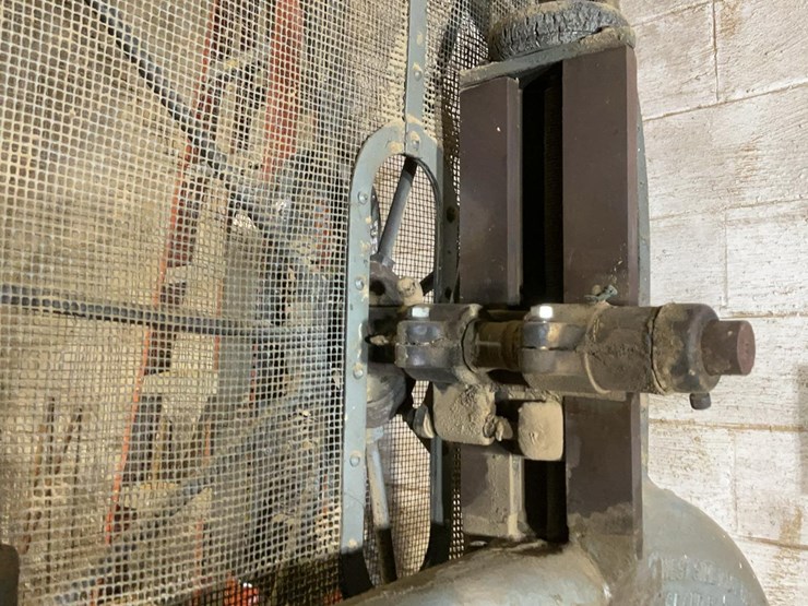 #172-•-west-side-iron-works-bandsaw-image-17