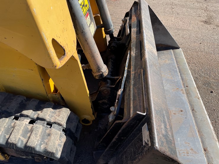 2020-gehl-rt105-image-29