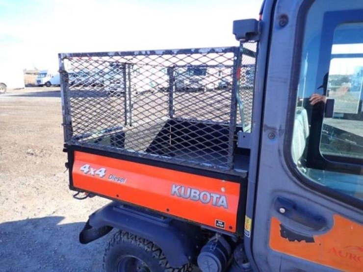 2011-kubota-rtv1100-image-35