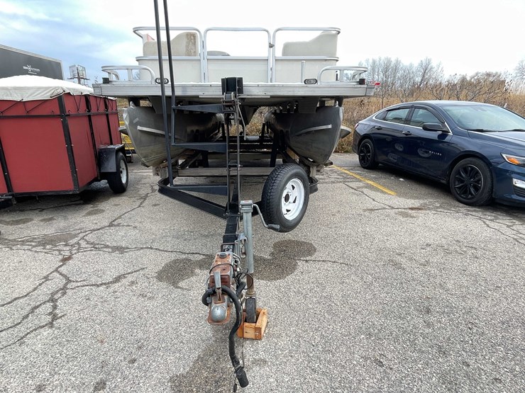 #1398-•-2002-24'-fisher-liberty-240-(has-wi-registration)-(of)-image-2