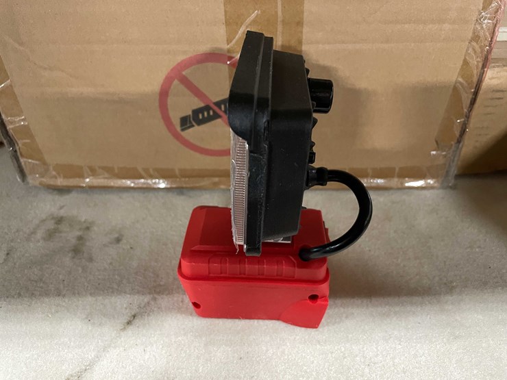 #8717-•-new-milwaukee-compatible-work-light-with-battery-(t14)-image-6