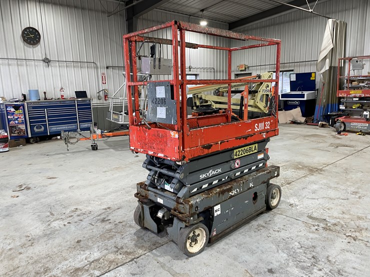 2017-skyjack-sjiii3219-image-5