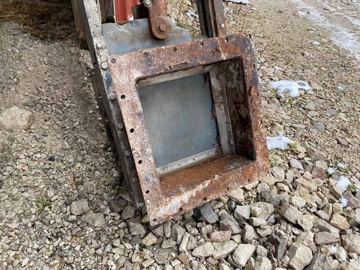 #8478-•-stock-manufacturing-hydraulic-square-valve-(new-holstein,-wi)-image-3