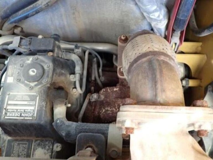 2019-deere-331g-image-41