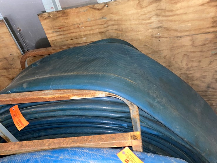 #8476-•-section-of-10"-bulldog-mainline-hose-(new-holstein,-wi)-image-1