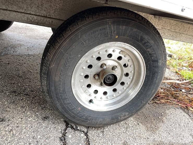 #1397-•-2001-karavan-expedition-trailer-(no-title)-(of)-image-18