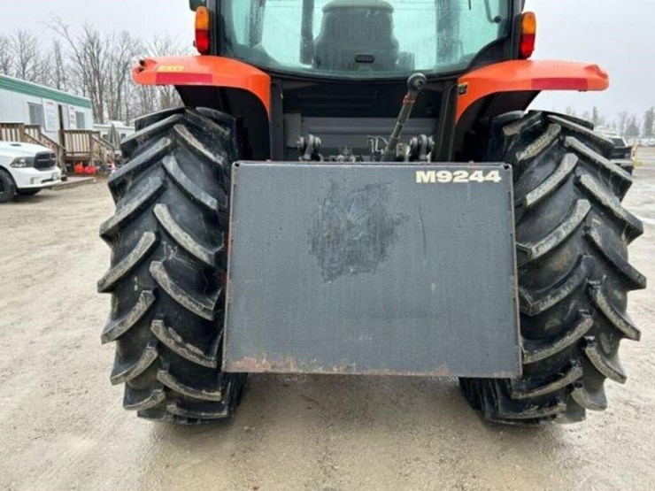 2012-kubota-m110gx-image-44