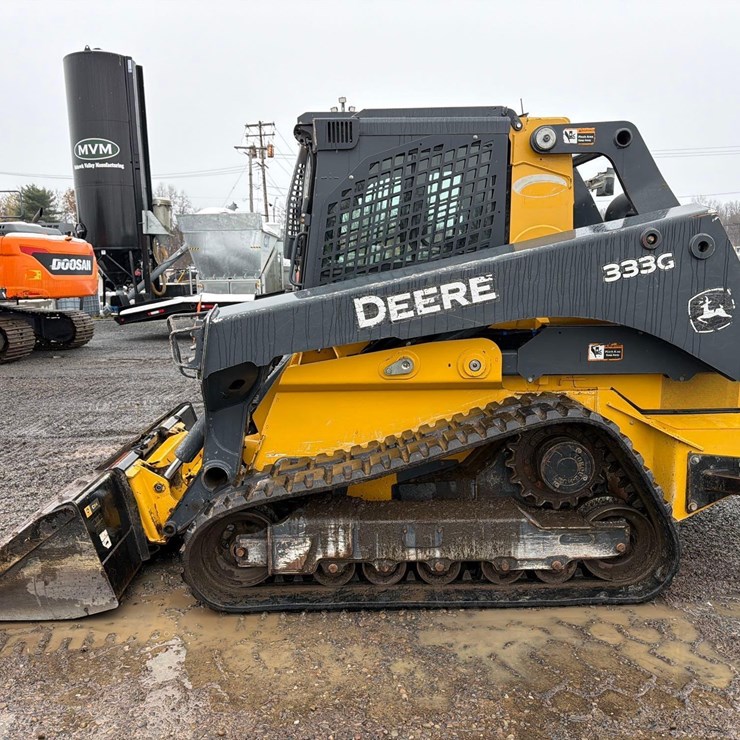 2020 DEERE 333G