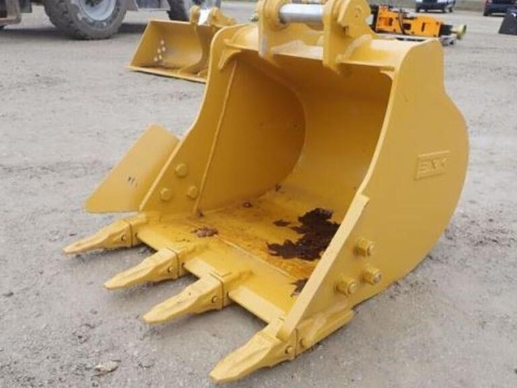 caterpillar-303.5-image-11