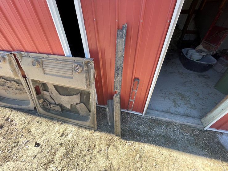 massey-ferguson-2705-image-67