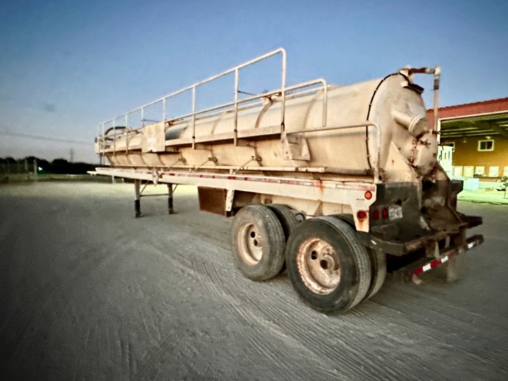 2012-troxell-130bbl-image-6