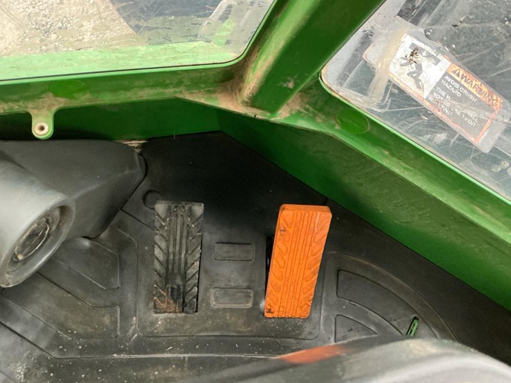 2016-deere-648l-image-20