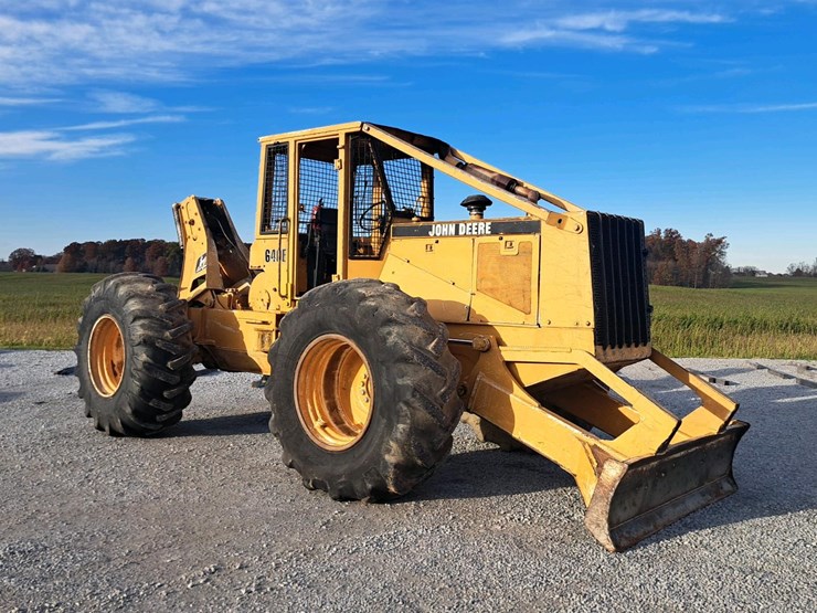 1994-deere-640e-image-9