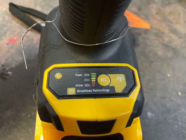 #8677-•-dewalt-compatible-20-volt-cordless-hammer-drill-and-battery-(pr12)-image-7