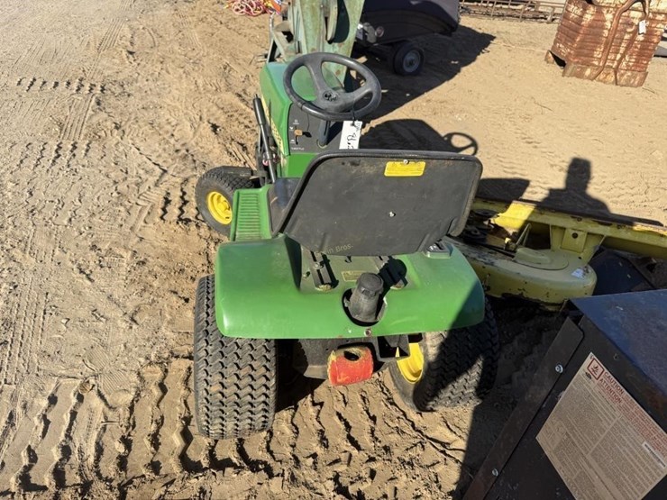 john-deere-111-image-4