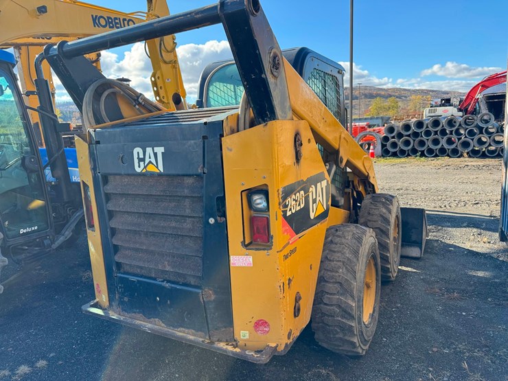 2015-caterpillar-262d-image-3