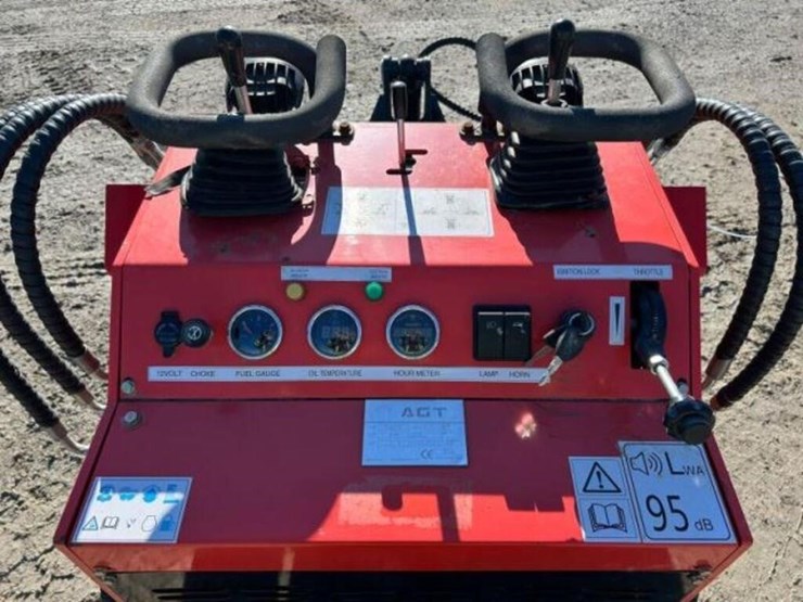 2024-agrotk-lrt23-ride-on-multi-terrain-loader-czl-image-10