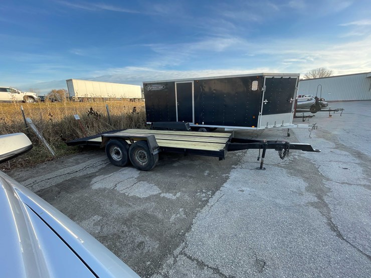 #1394-•-17'-tilt-deck-(no-title)-(of)-image-4