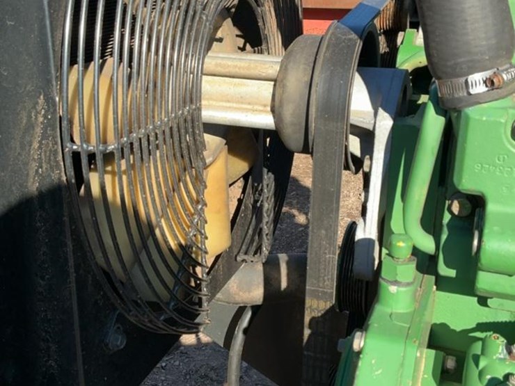 john-deere-4045t-image-11