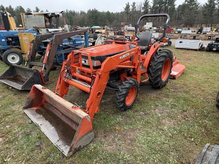 2003-kubota-l3010-image-1