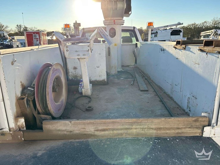 2019-ford-f550-image-26