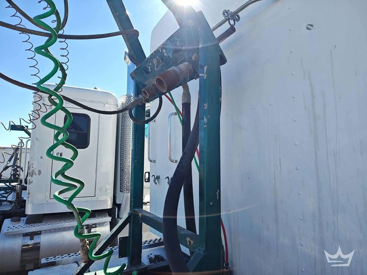 2012-kenworth-t800-image-45