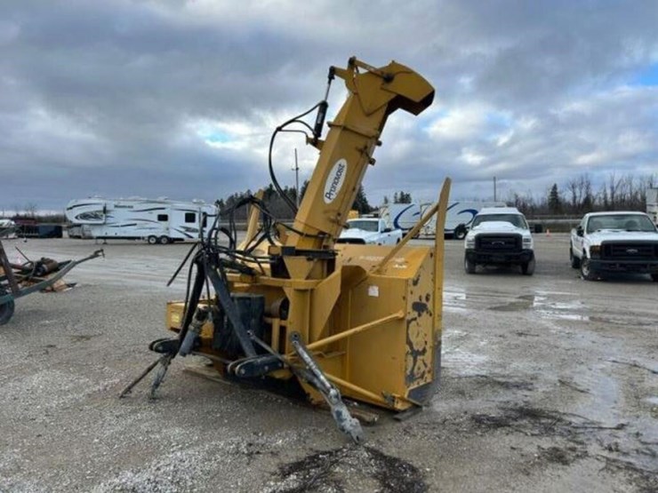 2008-new-holland-tv145-image-58