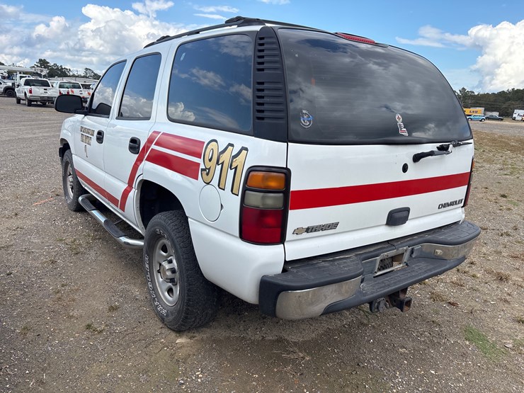 2005-chevrolet-tahoe-image-3