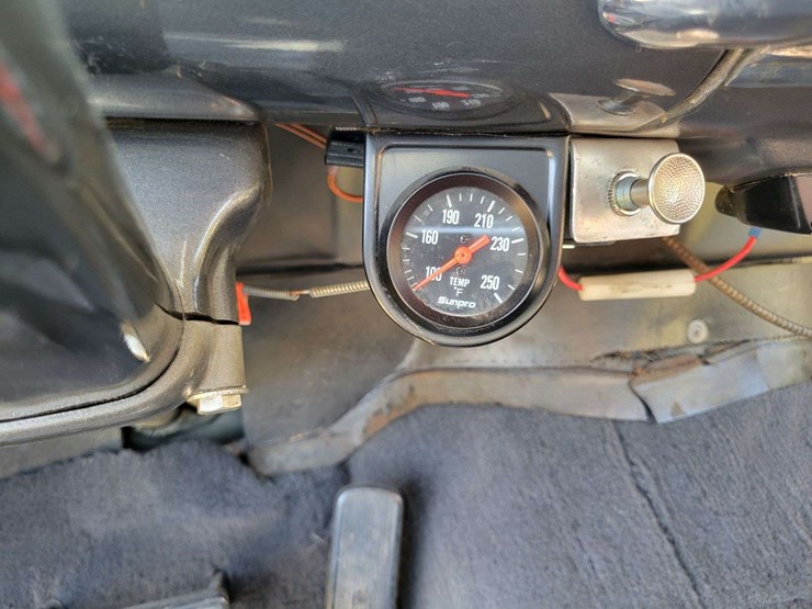 1948-packard-sedan-image-34