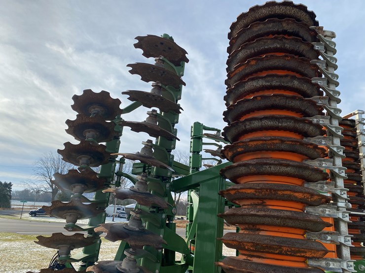 #1147-•-2022-amazone-6002-2-pull-type-disc-(waldo,-wi)-image-22