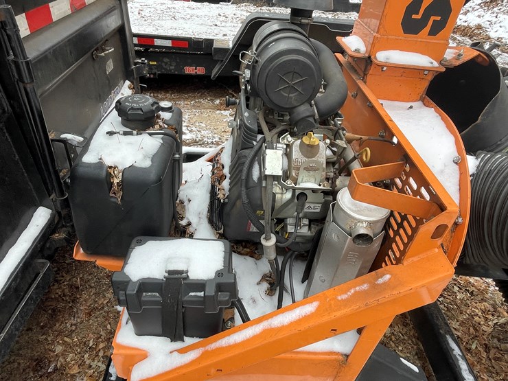 #2706-•-load-trail-trailer-with-scag-vacuum-system-(wi-title-in-delay)-(fall-creek,-wi)-image-31