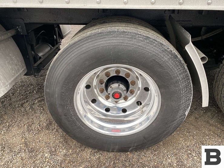 1995-wilson-48'-image-51