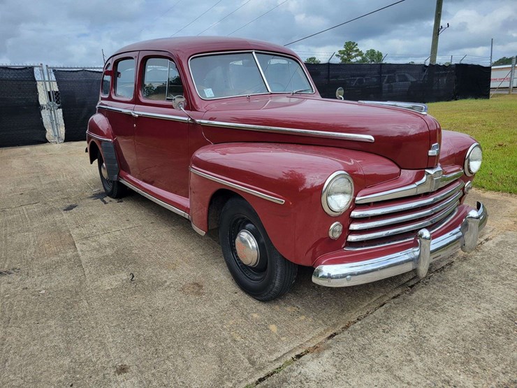 1948-ford-sedan-image-3